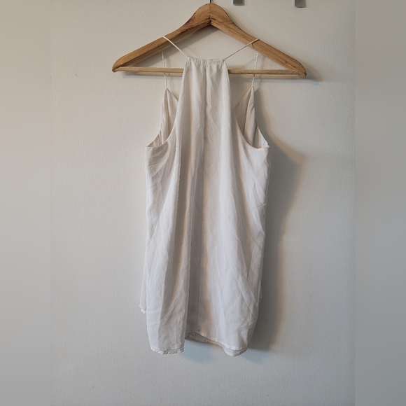 Reversible White Tank - Picture 2 of 3